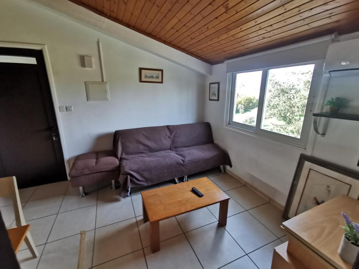 Strovolos rooms Studios Nicosia Exterior foto